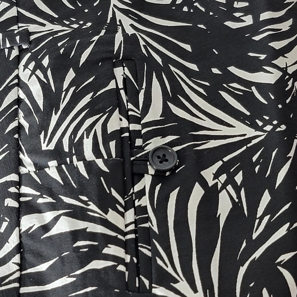 The Limited Urban Jungle Black & White Patterned Pants - Picture 9 of 9
